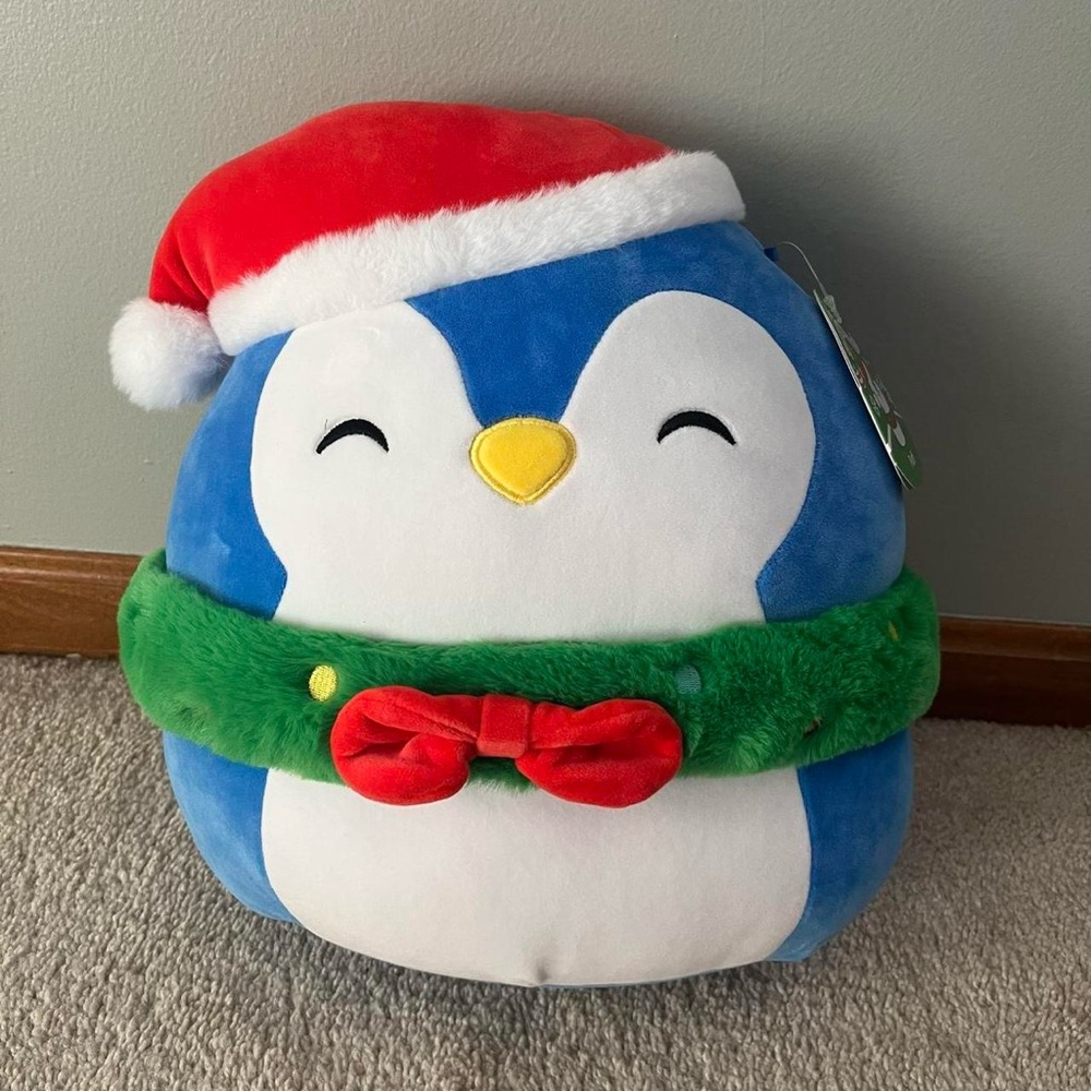 Puff the penguin Christmas Squishmallow